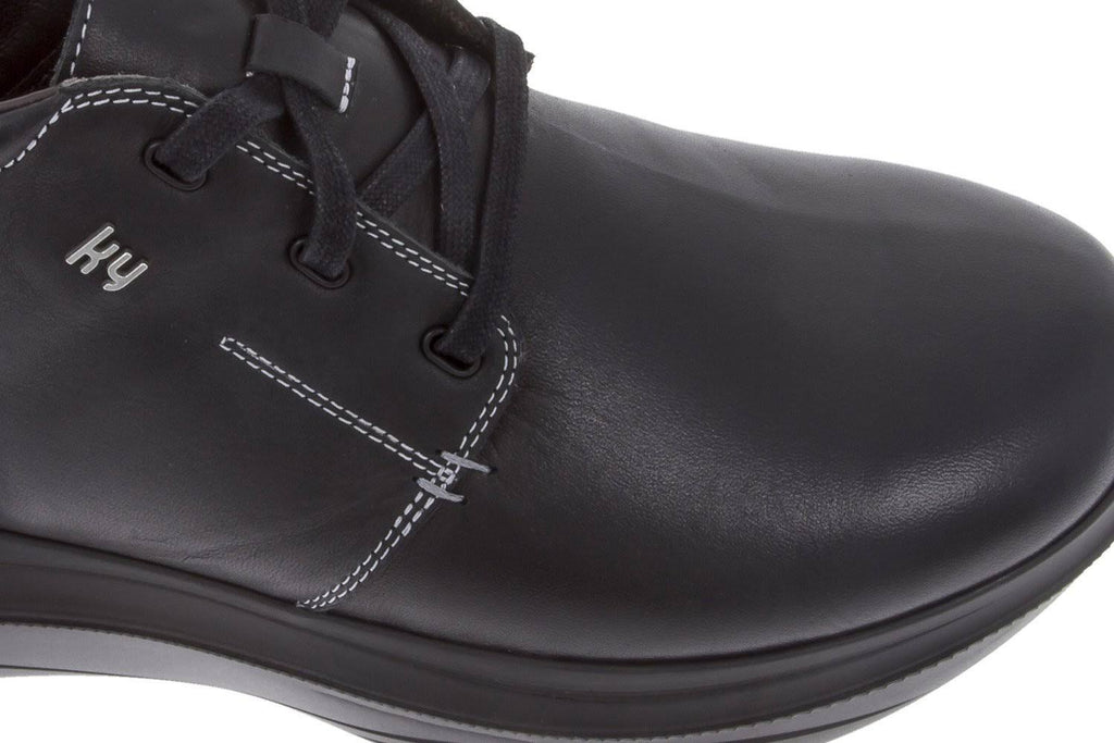 Black 8.5 W83745