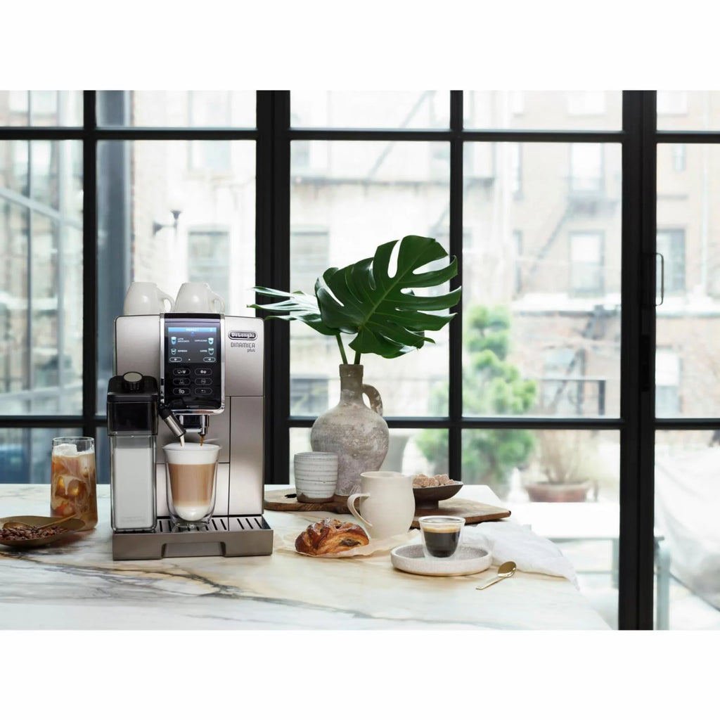 Smart Coffee and Espresso Machine with Automatic Milk Frother G391170
