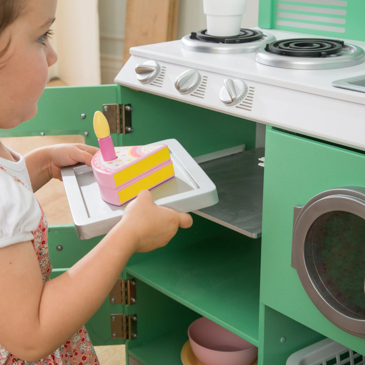2-Piece Wooden Play Kitchen Set with Refrigerator, Dryer and Laundry Basket L997