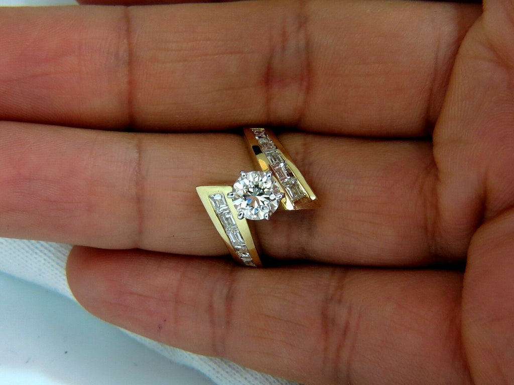 14KT Diamond Crossover Ring E799347