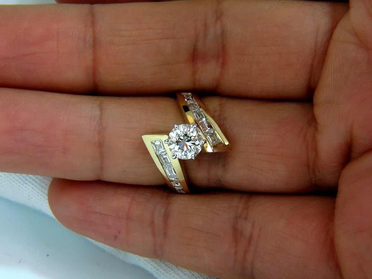 14KT Diamond Crossover Ring E799347