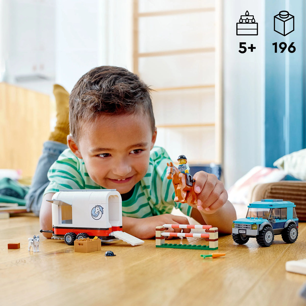 Horse Transporter Set with SUV Toy Car and Trailer Q79448