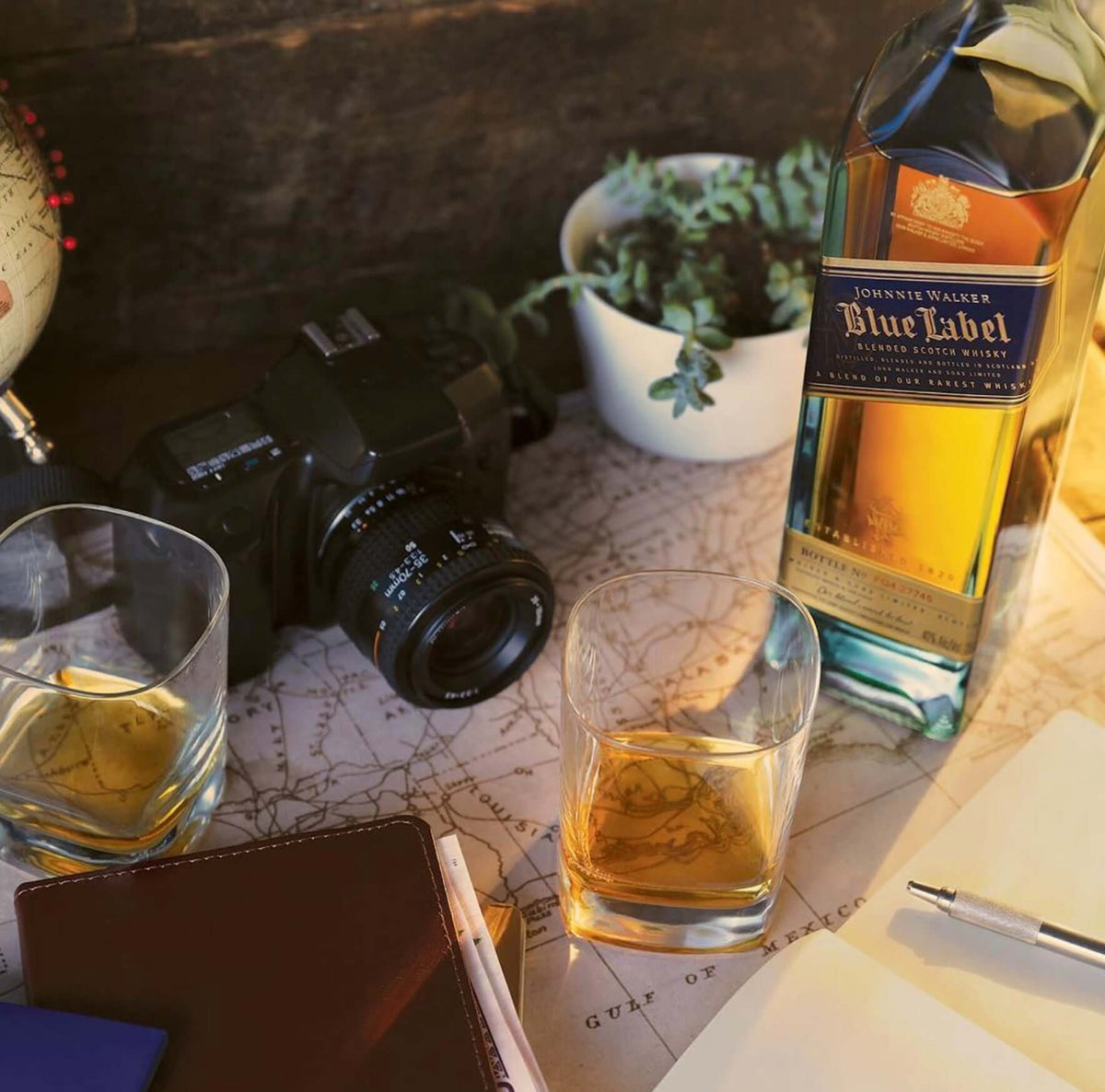 Johnnie Walker Blue Label Whiskey Z939