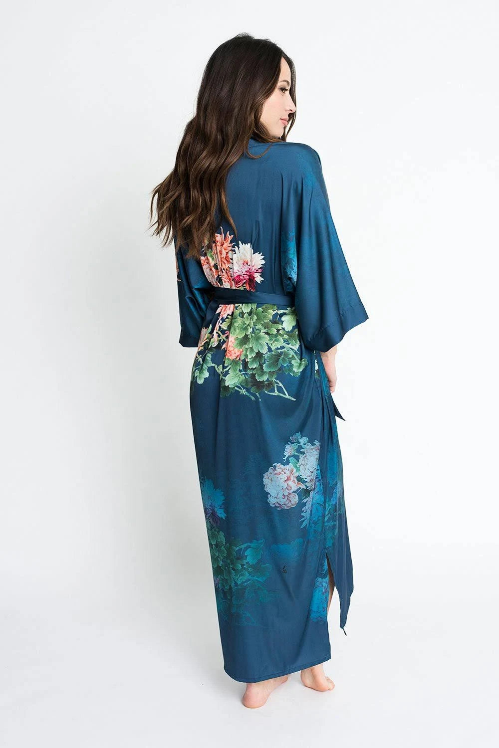 Coral Chrysanthemum Kimono Robe T93309