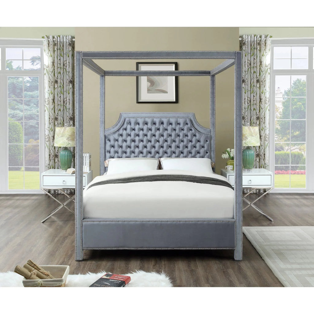 Tufted Canopy Bed with Nailhead Trim B287