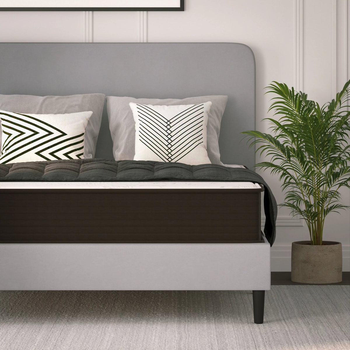 Queen Foam and Pocket Spring Hybrid Mattress M80533