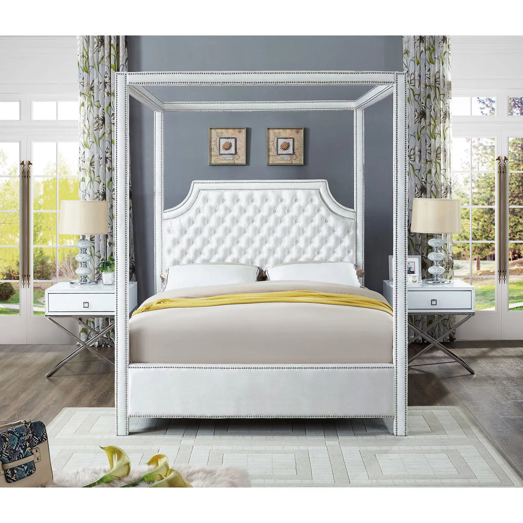 Tufted Canopy Bed with Nailhead Trim B287