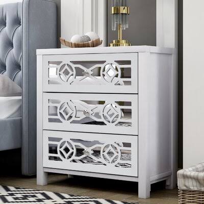 Antique White 3 Drawer Accent Chest V544283