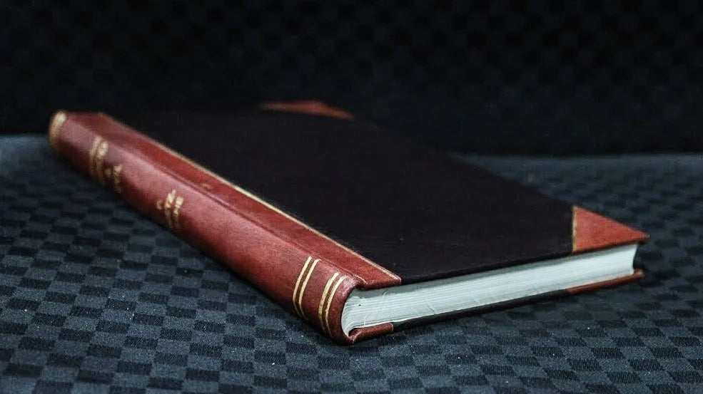 Leatherbound Book O807284