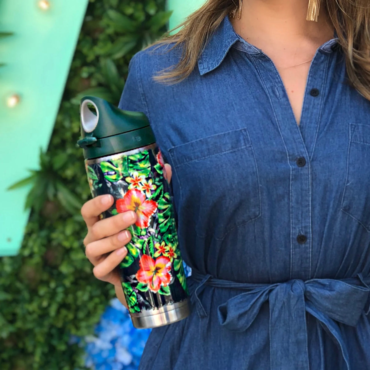 24 oz Stainless Steel Water Bottle with lid H92937