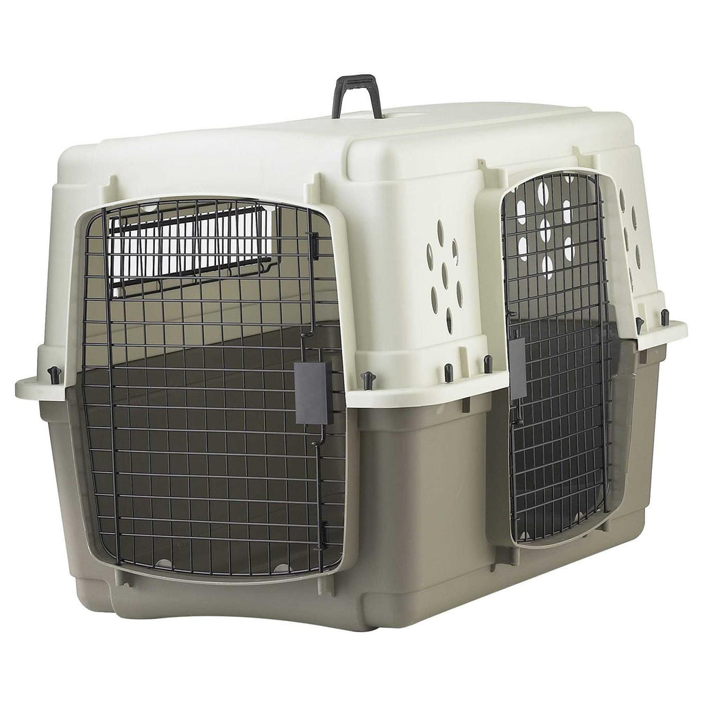 Plastic Pet Crate U22497
