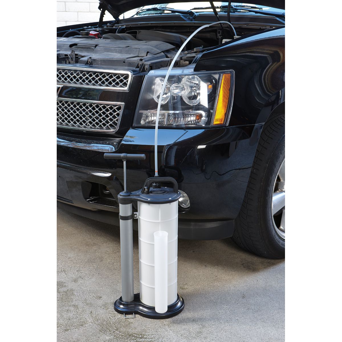 2.3 Gallon Manual Fluid Extractor Q2118