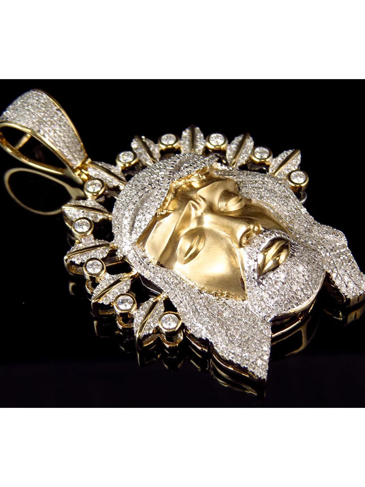 Yellow Gold Diamond Pendant X619045