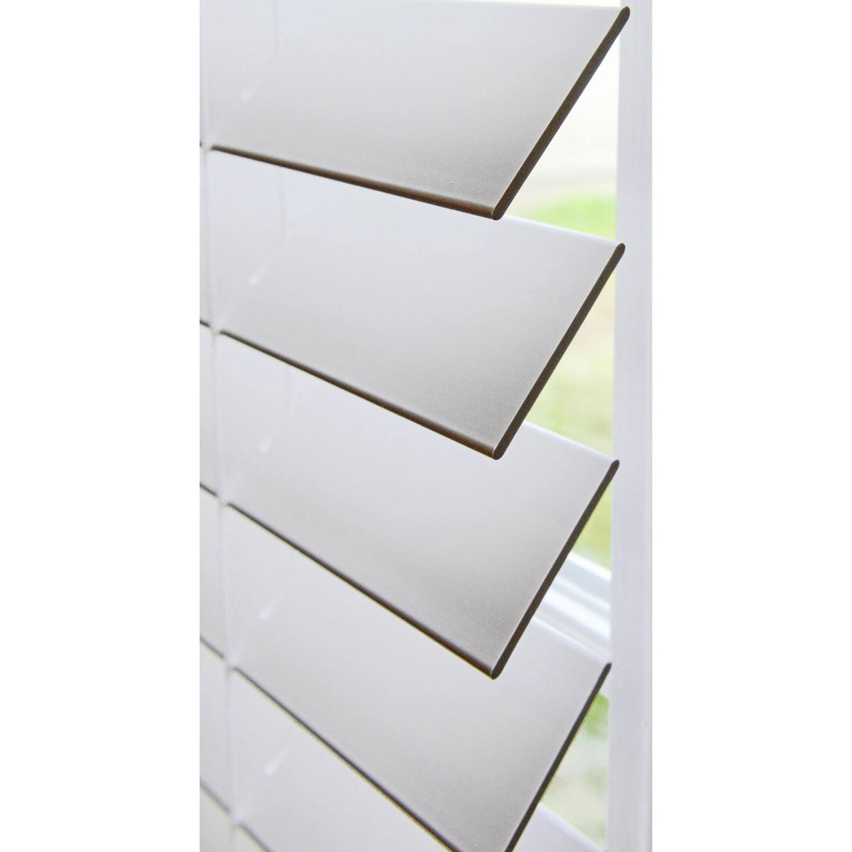 White Faux Wood Cordless Blinds N25248