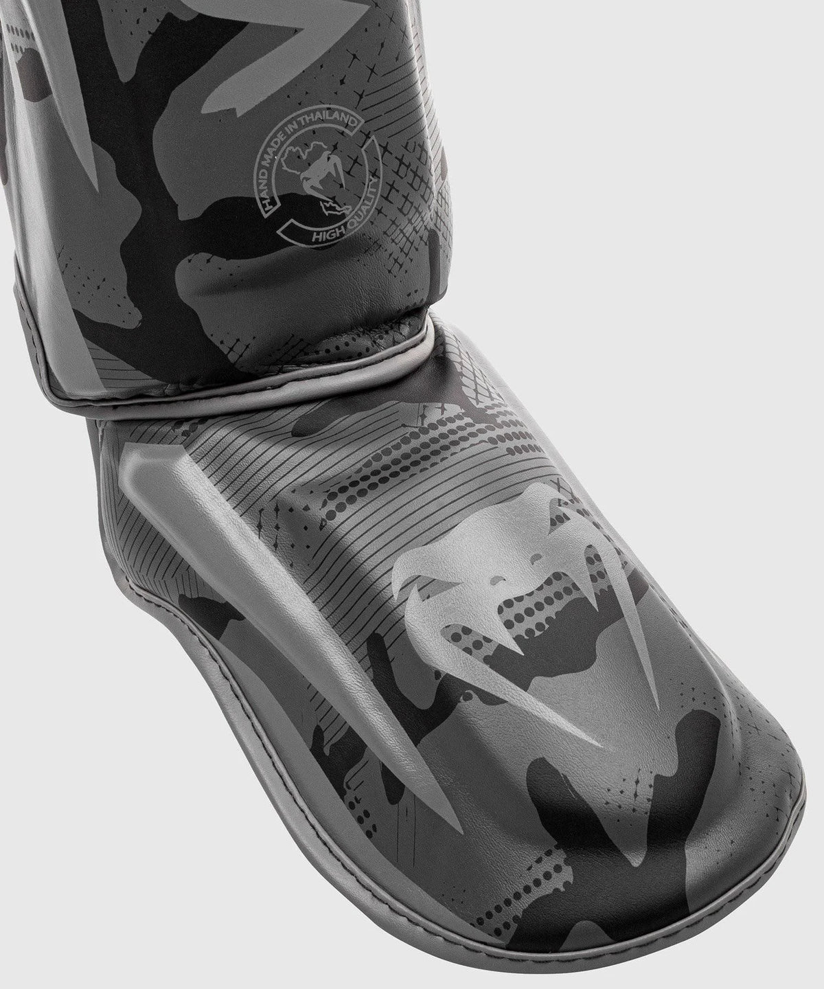 Black/Dark Camo XL Shin Guards Y507