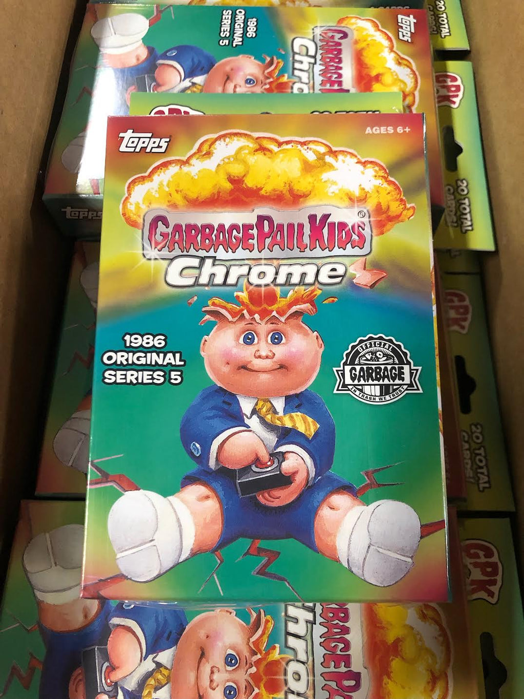 Trading Cards Hanger Box J10948